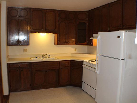 Lots of kitchen cabinets!