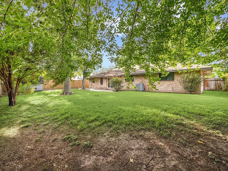 8907 Autauga St — Photo 20