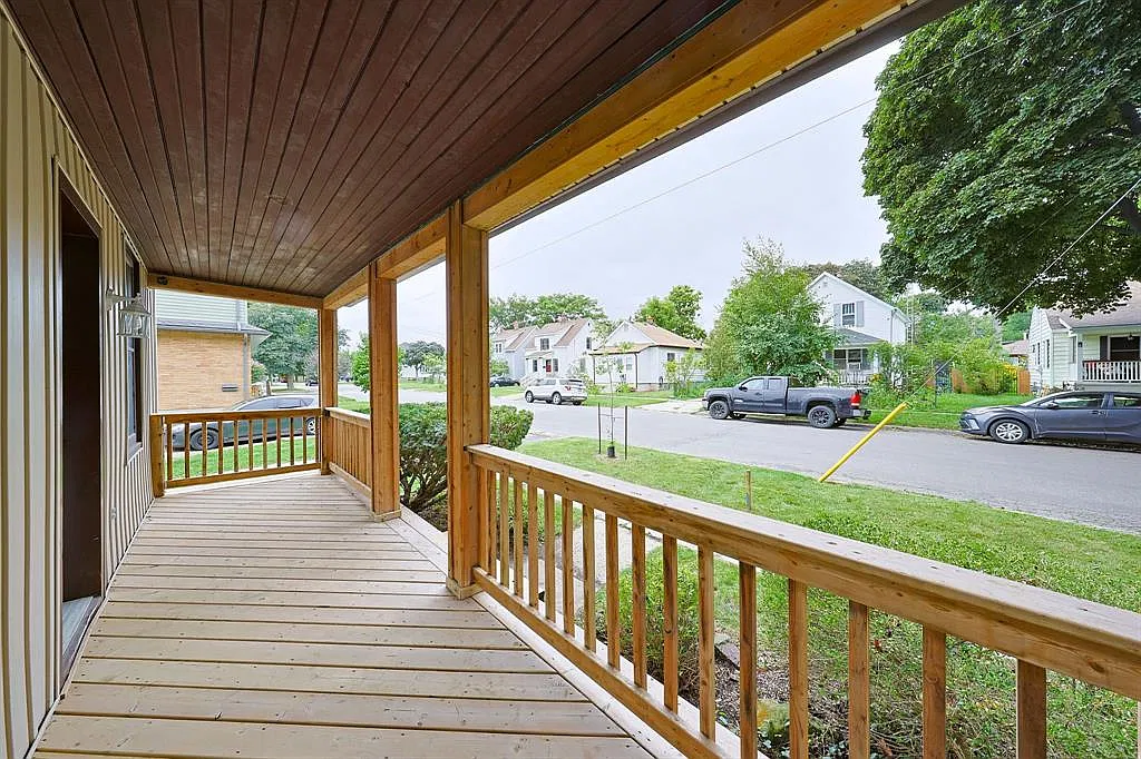 3 bed, $2,800 — Photo 3