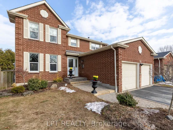 54 Meyer Cir, Markham, ON L3P 4C4