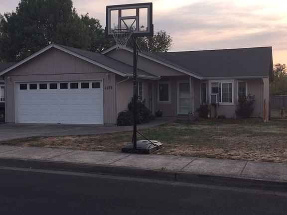 3rd image of 1175 Ash Grove Loop