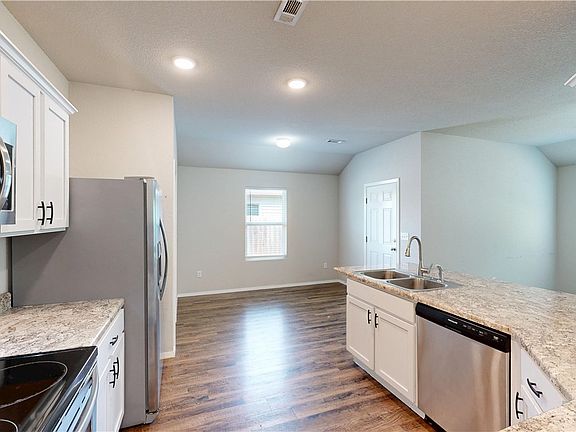 5th image of 1170 S Kingfisher Ln
