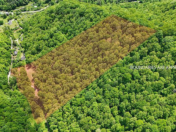 4th image of 237 Sams Branch Rd