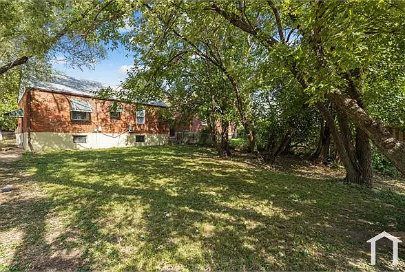 6176 Sherry Ave — Photo 28