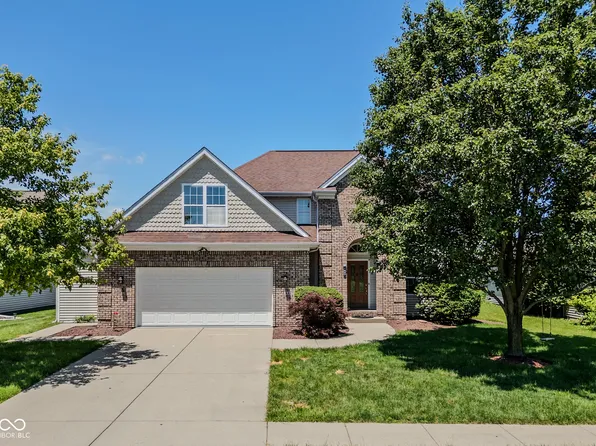 4420 Princeton Park Dr, Columbus, IN 47201