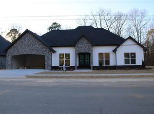 6193 Creekwater Dr, Alexander, AR 72002