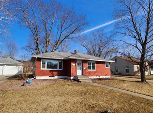 3033 27th St S, La Crosse, WI 54601