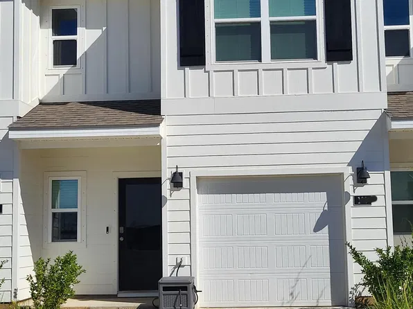 145 Harper Grove Cir, Ocean Springs, MS 39564