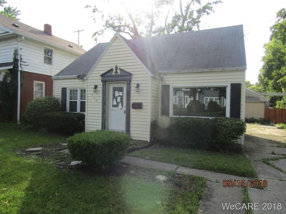 1st image of 536 S Woodlawn Ave