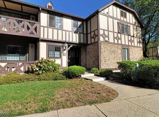 14 Kensington Rd #F, Chatham, NJ 07928