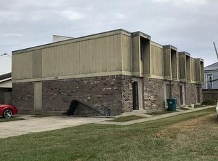1549 Kings Rd, Harvey, LA 70058