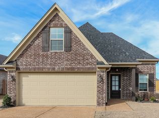 7911 Hemlock Dr, Southaven, MS 38671
