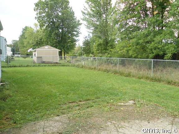 3rd image of 5040 Hackberry Ln