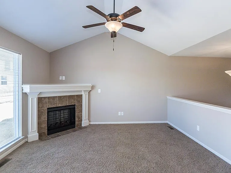 Parkway Oaks Townhomes and Duplexes — Photo 66