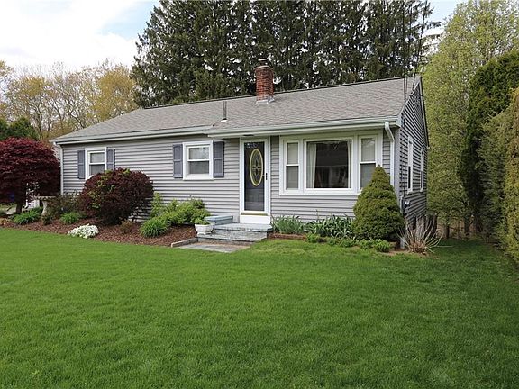 2nd image of 80 Glendale Dr