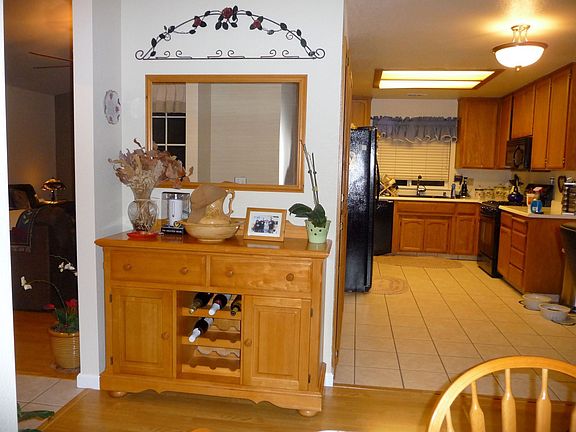 5th image of 1265 Green Haven Dr
