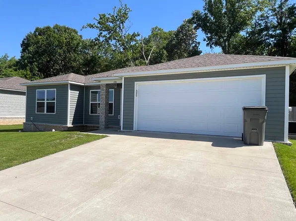 206 Formon Dr, Paragould, AR 72450
