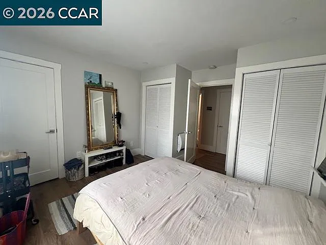 1325 Hopkins St — Photo 8