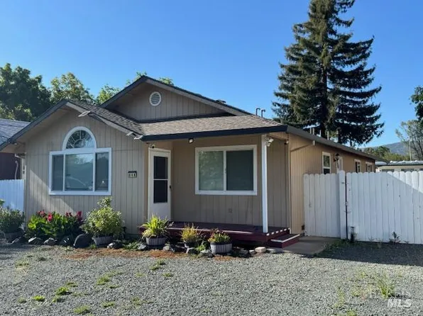 668 1st Street, Upper Lake, CA 95485