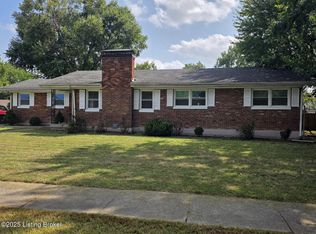 1400 Garvey Dr, Louisville, KY 40216