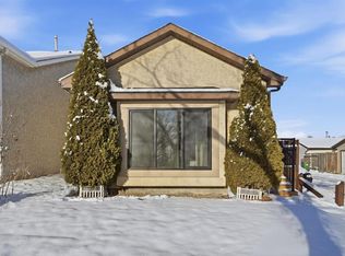 96 S Falshire Dr NE, Calgary, AB T3J3A3