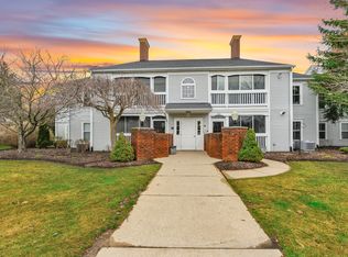 1135 Curzon Ct APT 203, Howell, MI 48843