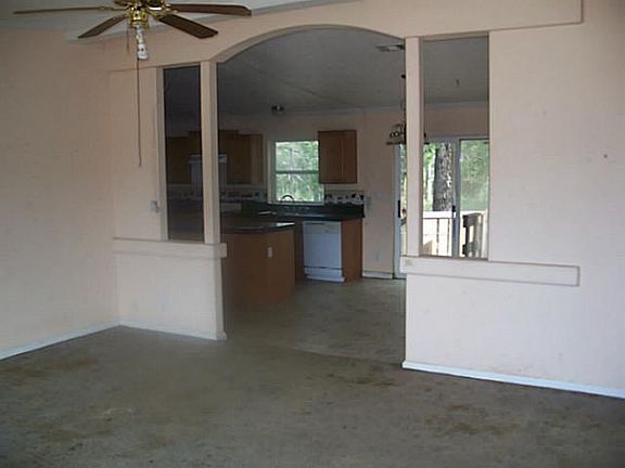 2nd image of 111 Road Runner Ln