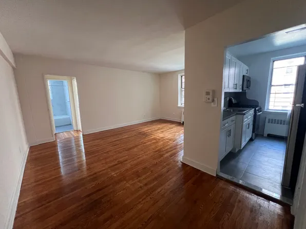 (undisclosed Address), Flushing, NY 11355