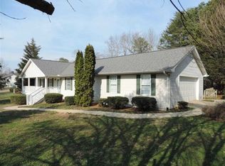 1002 Jody Dr, Seneca, SC 29678