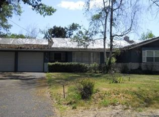 149 White Oak Rd, Medford, OR 97504