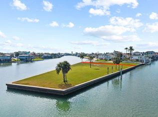 4205 Flamingo Way, Jamaica Beach, TX 77554