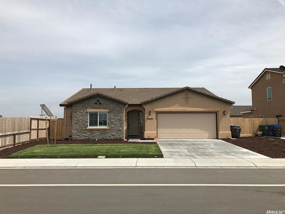 1st image of 2040 W Oleander Ave