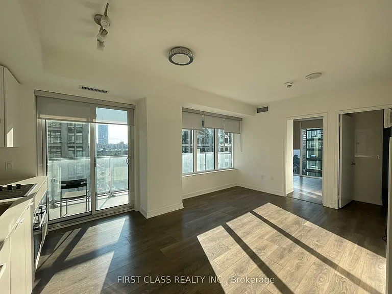 99 Broadway Ave #810 — Photo 1