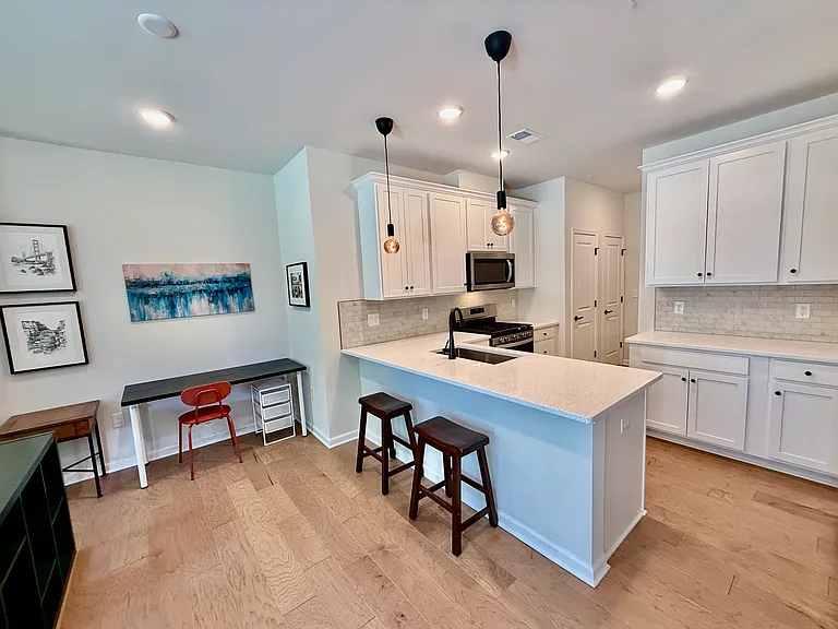 614 Sadie Cir — Photo 5