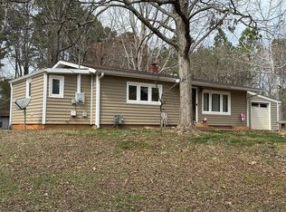 5328 Pine Forest Rd, Gainesville, GA 30504