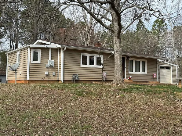 5328 Pine Forest Rd, Gainesville, GA 30504