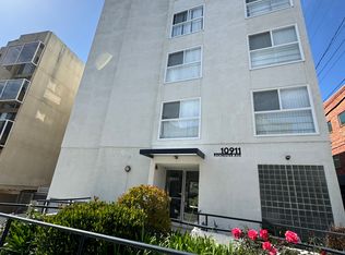 10911 Rochester Ave #204, Los Angeles, CA 90024