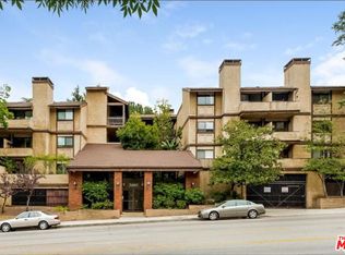 3480 Barham Blvd APT 106, Los Angeles, CA 90068