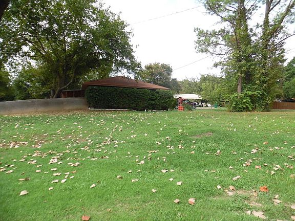 2nd image of 8350 Breeland Dr