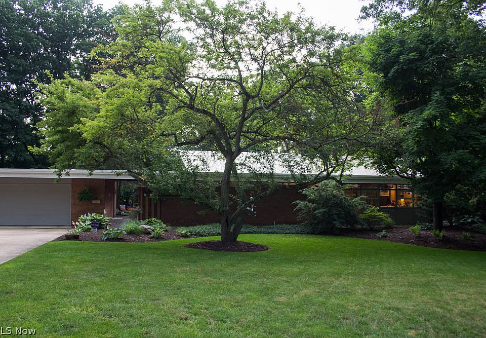 1st image of 609 Beechwood St