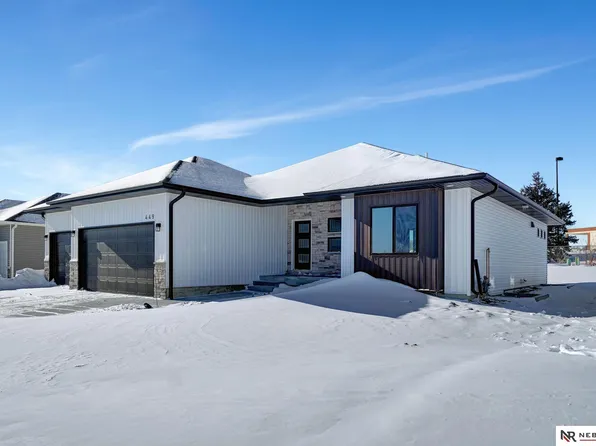 449 S 88th St, Lincoln, NE 68520
