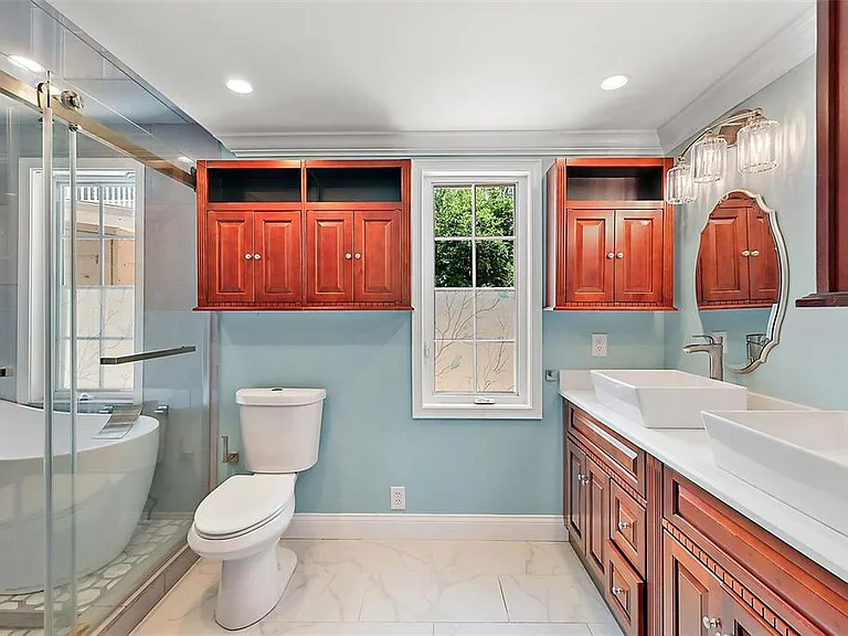 507 Lakeshore Dr — Photo 18