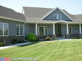 476 B Rd, Eagle, NE 68347