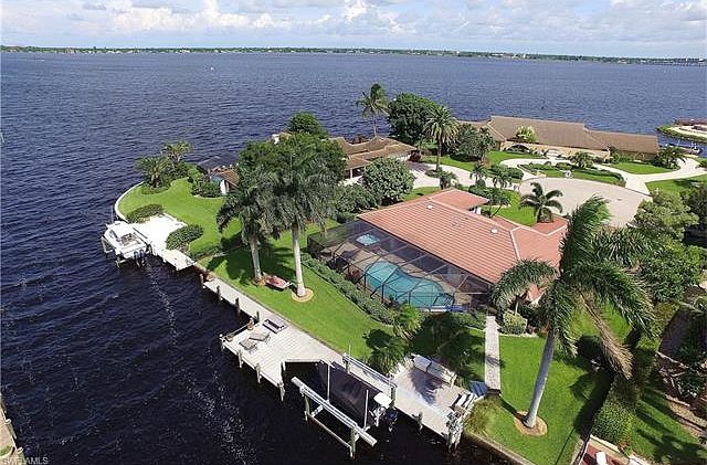 1st image of 766 Cape View Dr