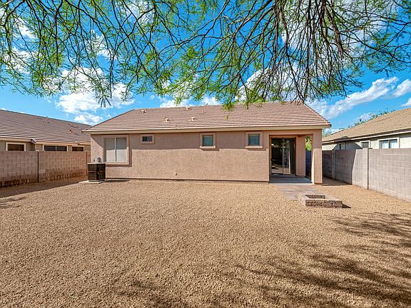 5th image of 1421 E Wayland Dr