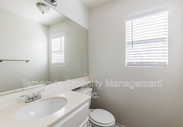 31686 Corte Avalos — Photo 8