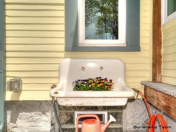 4th image of 4879 Kalamazoo Ave SE