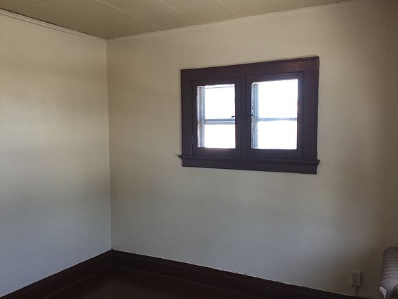 5th image of 3073 N Sherman Blvd APT C