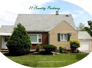 77 Country Pkwy, Buffalo, NY 14221