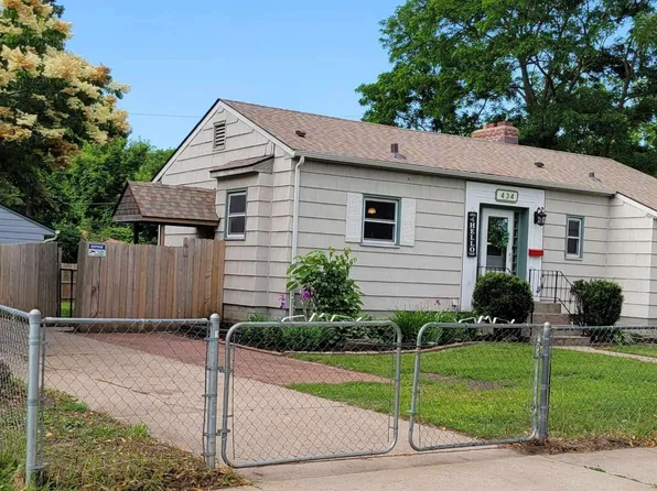 434 Rose Ave E, Saint Paul, MN 55130